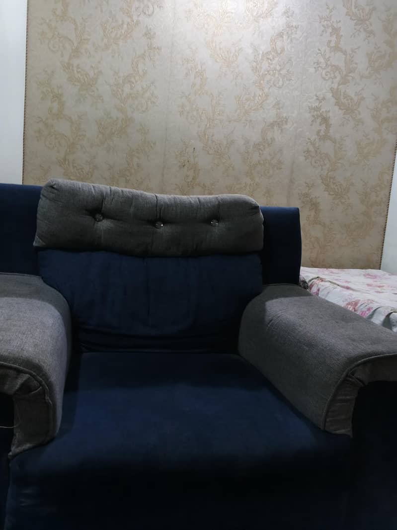 2 one seater sofas 2