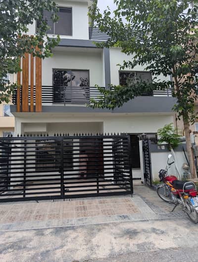 House for sales purchase and rent F11 E11G11 D12 F10 B17 FT islamabad