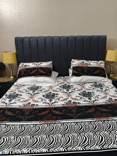 king bed side tables