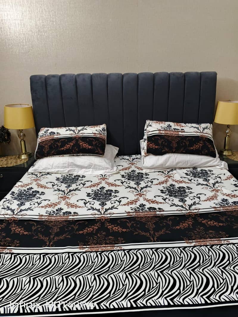 king bed side tables 0