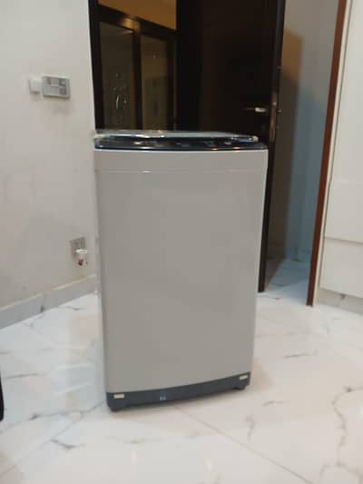 BRAND NEW HAIER WASHING MACHINE FOR SALE (Top loaded- automatic)