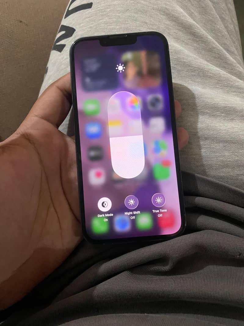 Apple iPhone 13 Pro 4