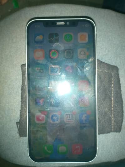 Apple iPhone 12