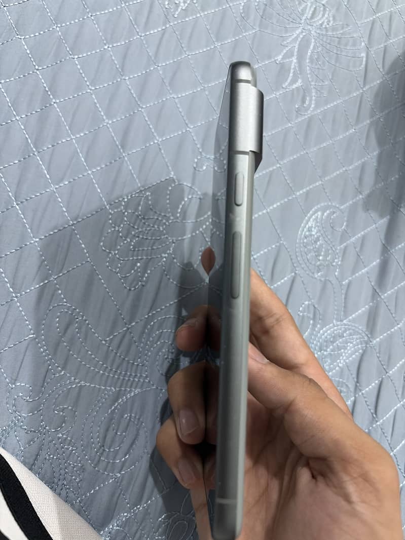 Google Pixel 8 1