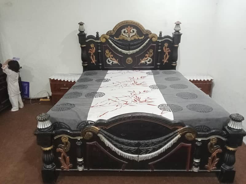 King Size Bed 2