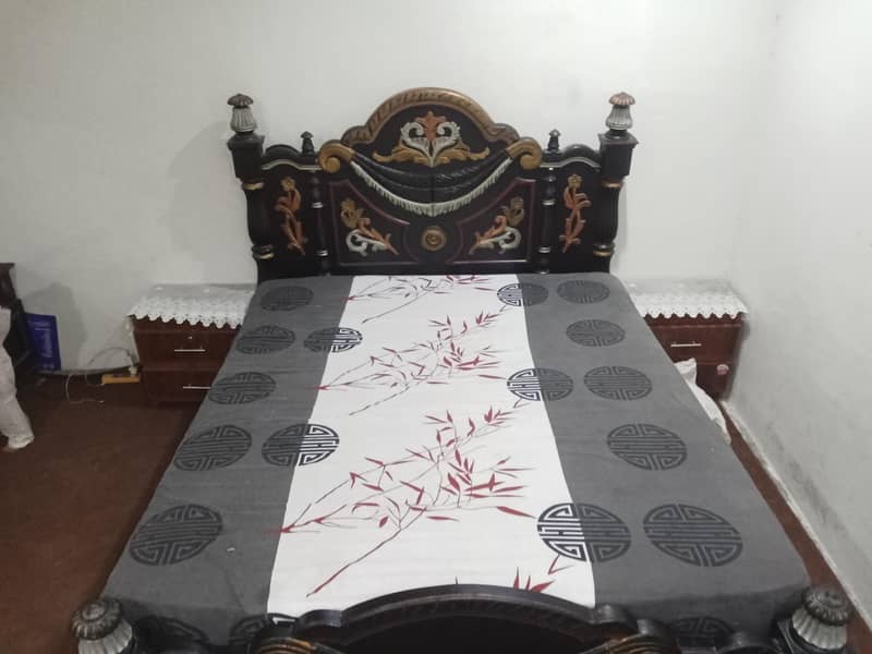 King Size Bed 4