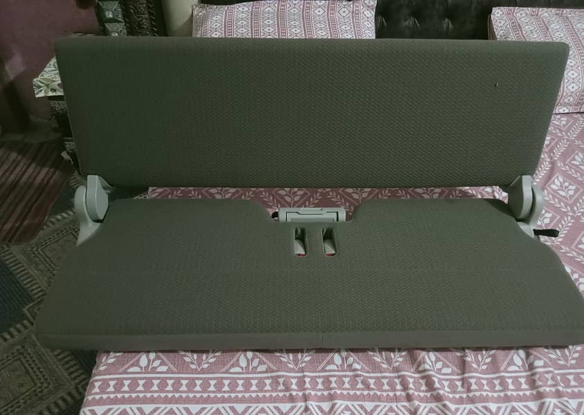 seats 0