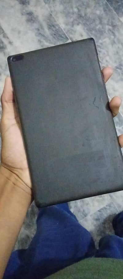 Lenovo tab TB-8404F (tablet)