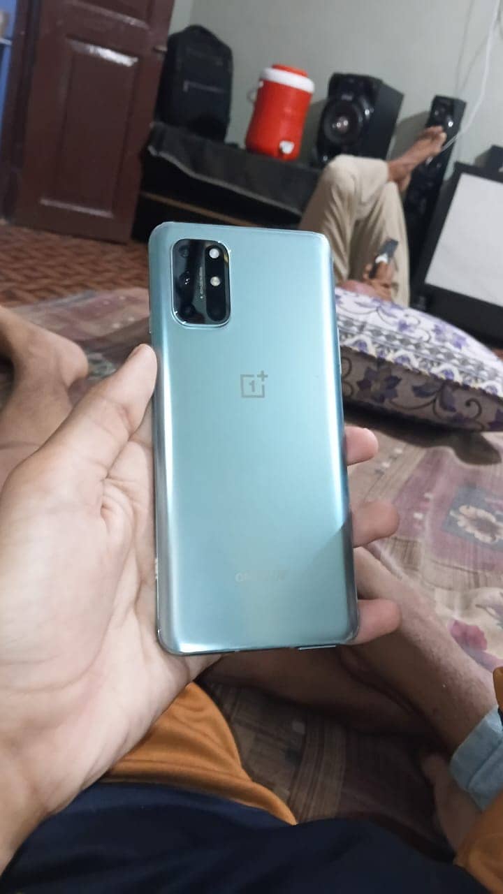 One Plus 8T 0