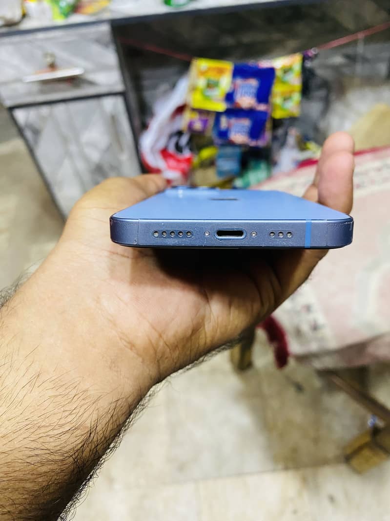 Apple iPhone 14 2