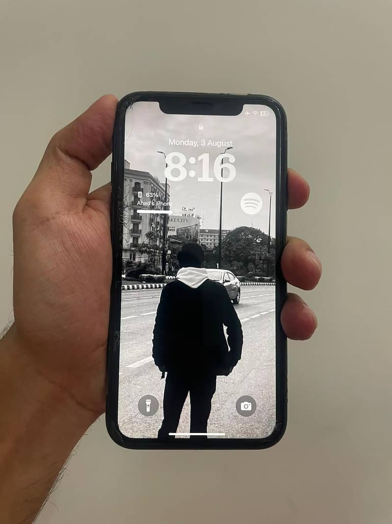 Apple iPhone 11 3