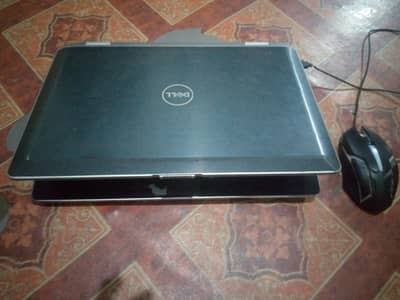 Dell Latitude Laptop i5 / 4GB RAM /With gaming mouse And charger