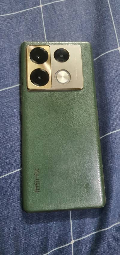 Infinix Note 40 Pro