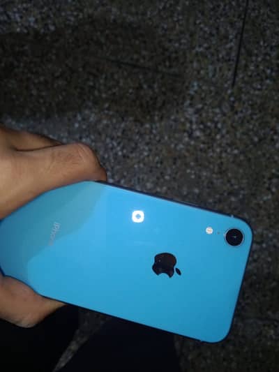 Apple iPhone XR