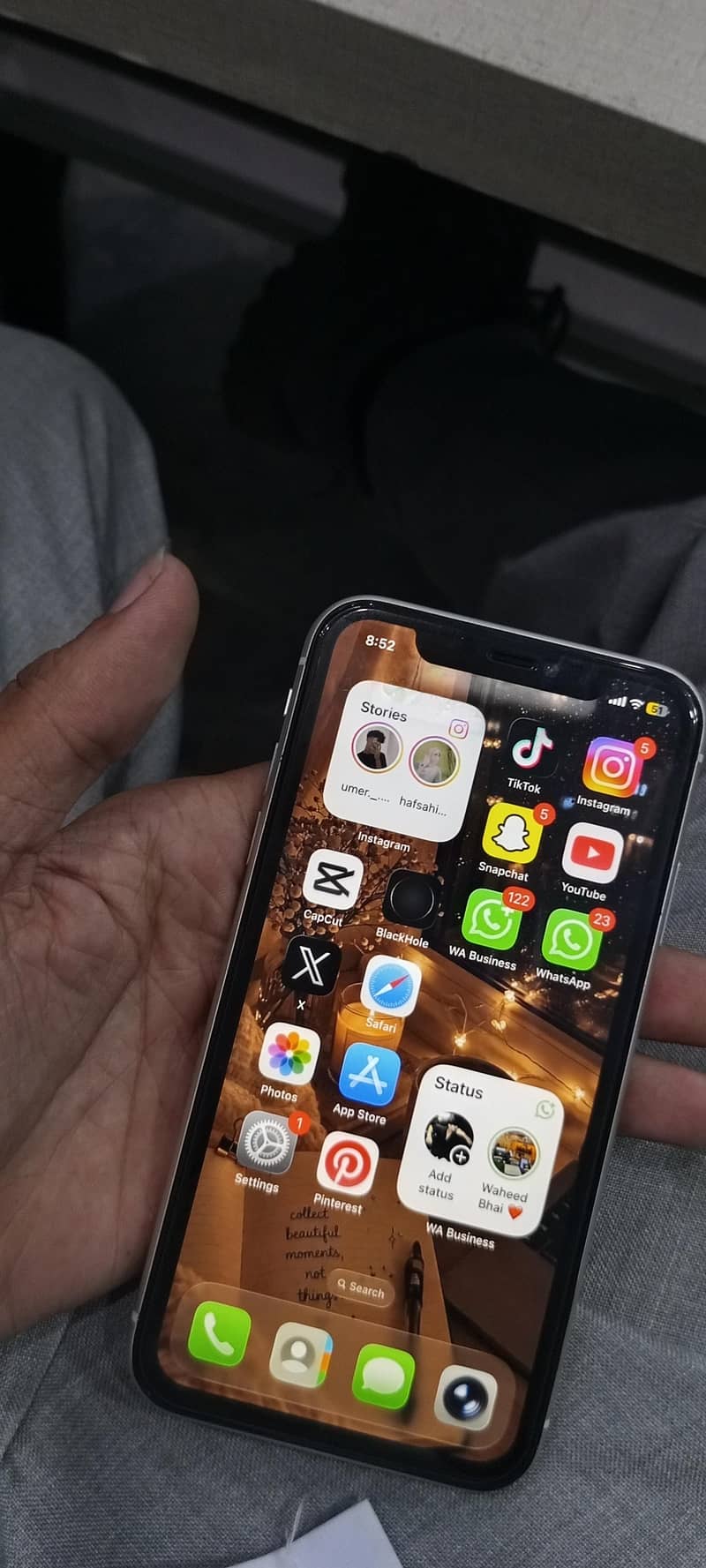 Apple iPhone 11 4