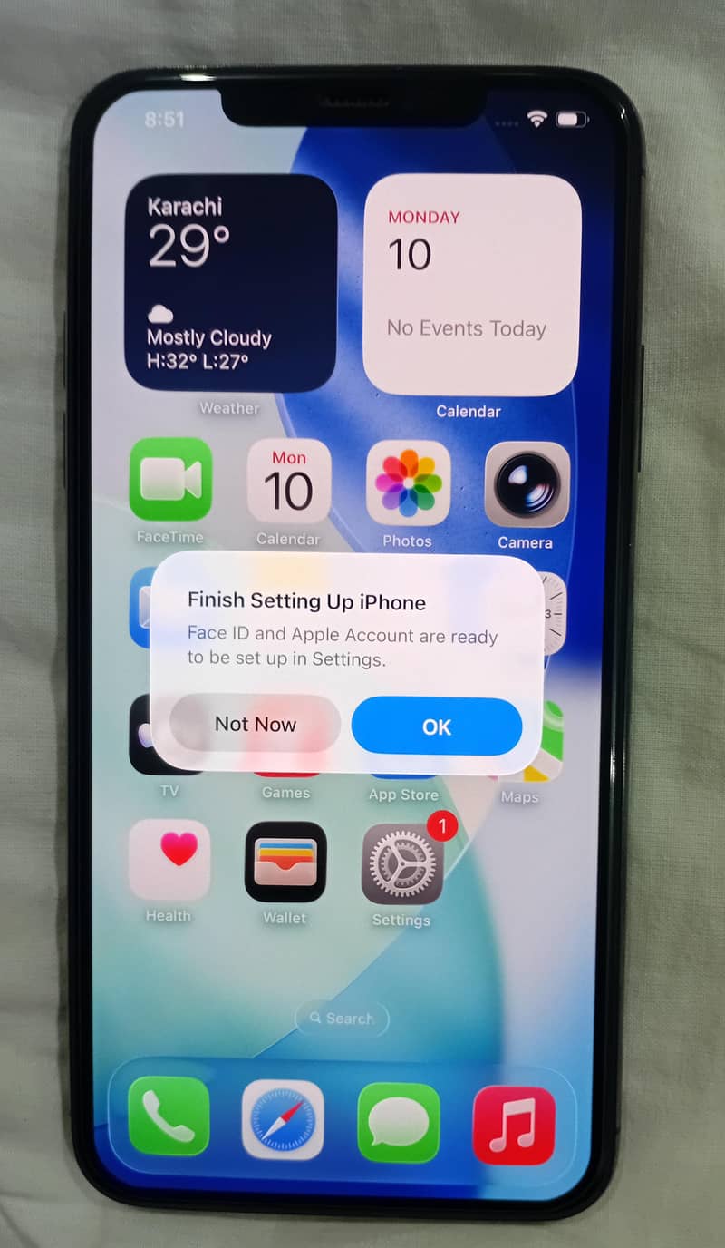 Apple iPhone 11 Pro Max 4