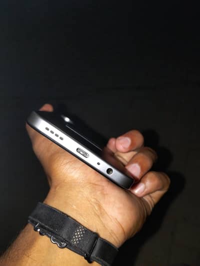 Realme C100i