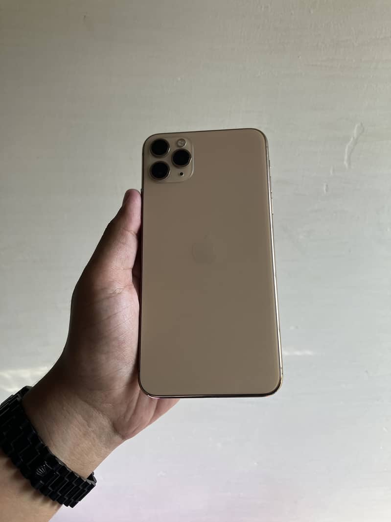 Apple iPhone 11 Pro Max 2