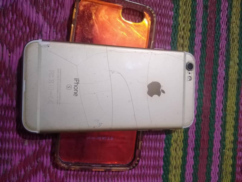 Apple iPhone 6S 4