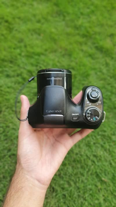 SONY DSC-H200