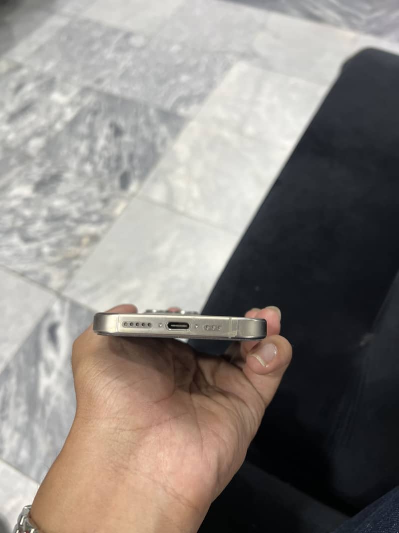 Iphone 15 pro 3