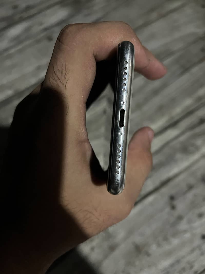 Apple iPhone X 2