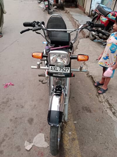 HONDA CD70