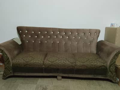 Beautiful sofa set for sale _ Good condition, reasonable price
