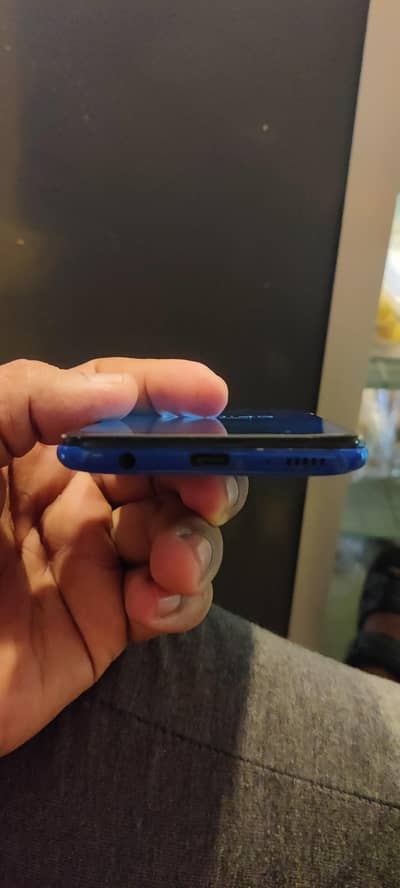 Samsung a40 4/64 8/10