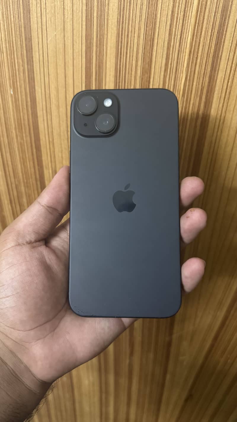 Apple iPhone 15 plus 3