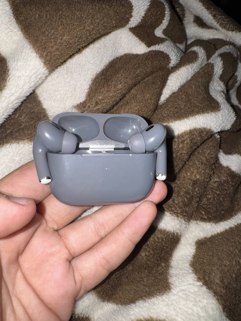 Ear buds 2