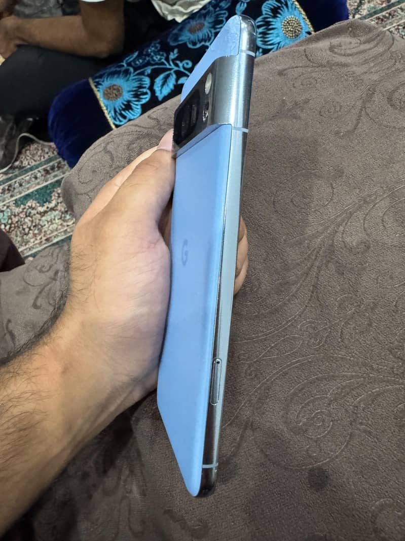 Google Pixel 8 Pro 3