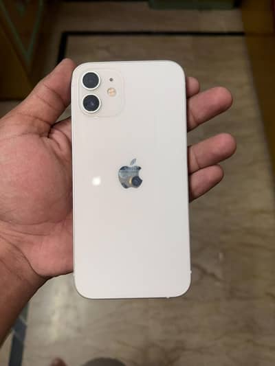 Apple iPhone 12