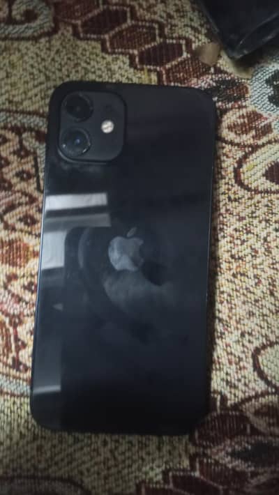 Apple iPhone 12
