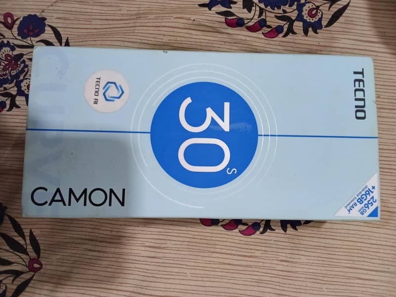 Tecno CAMON 30S 7