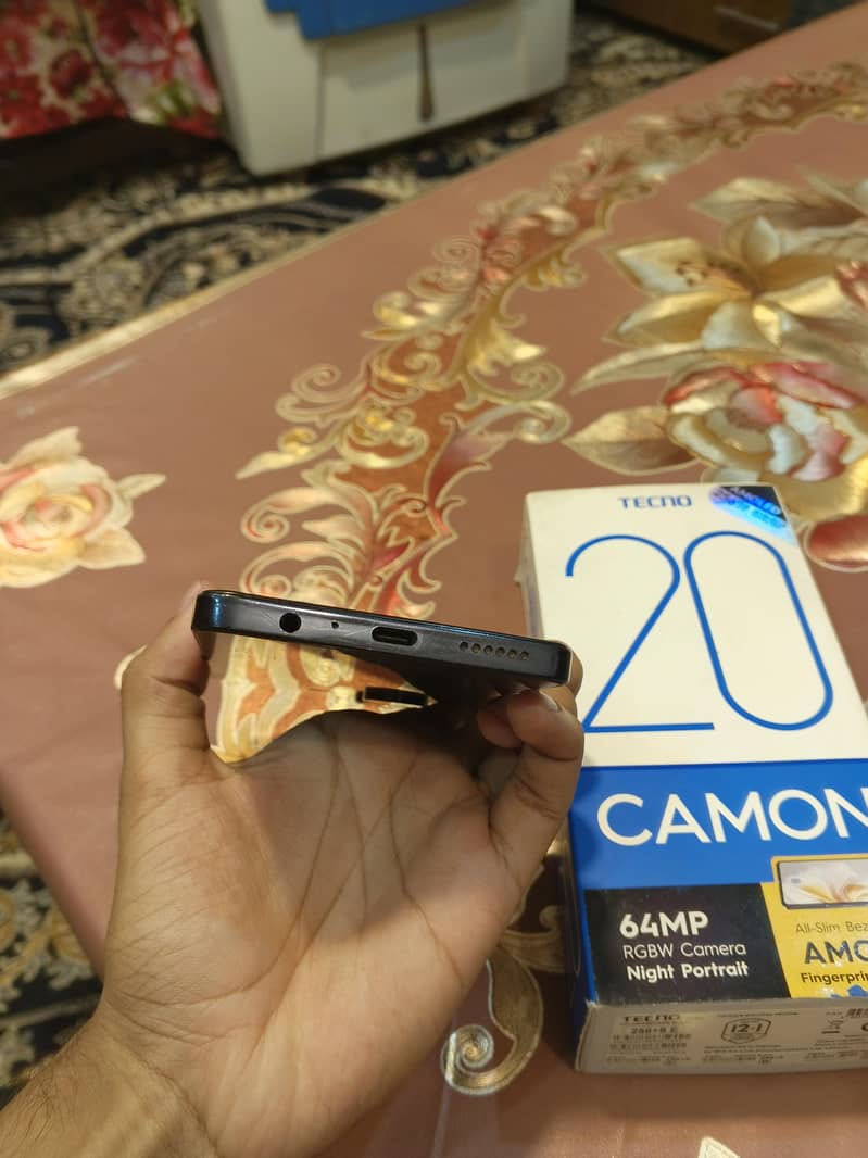 Tecno CAMON 20 2
