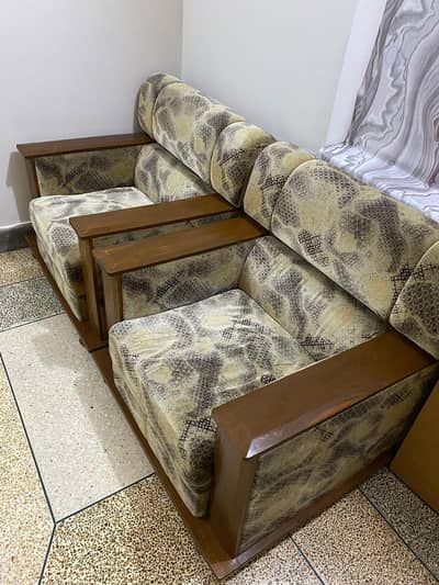 0/3/2/5/9/5/5/5/6/3/2. . 7seater wooden sofa set,strong and comfortable