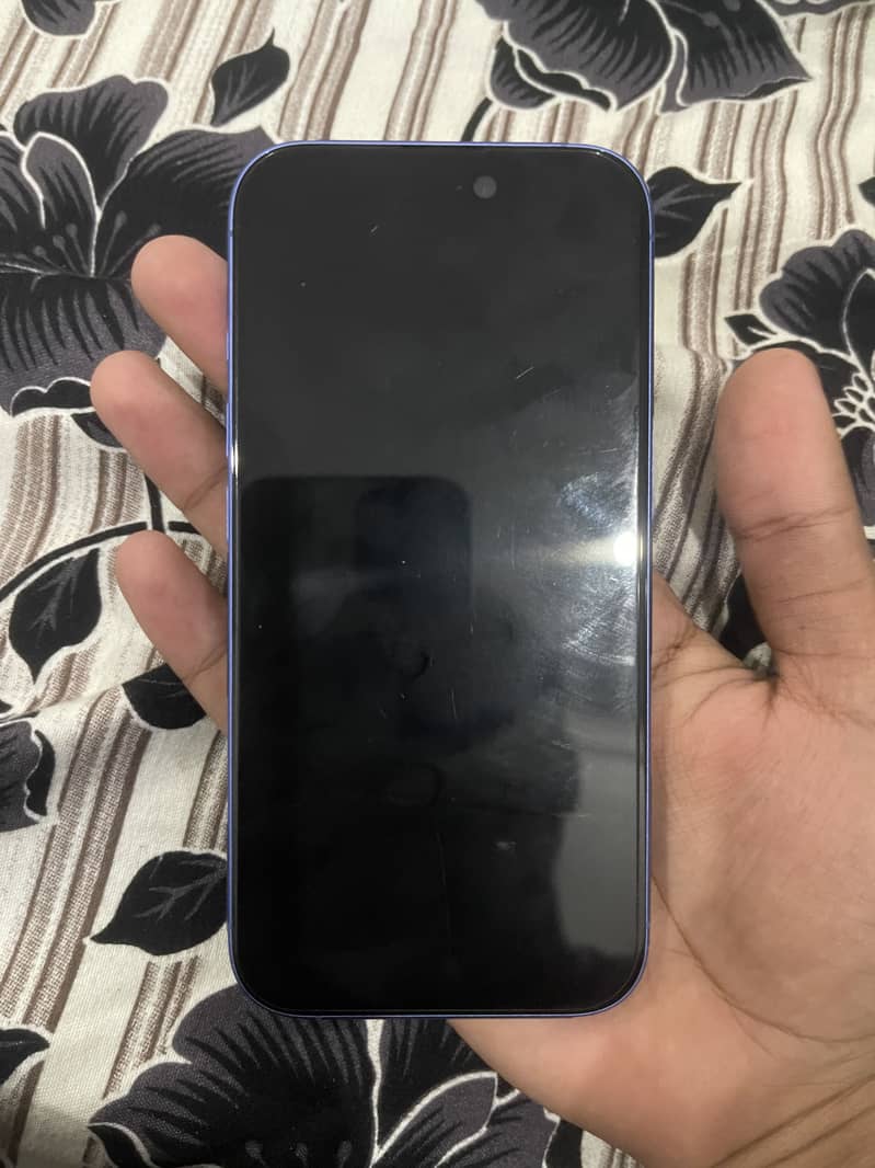 Apple iPhone 16 0