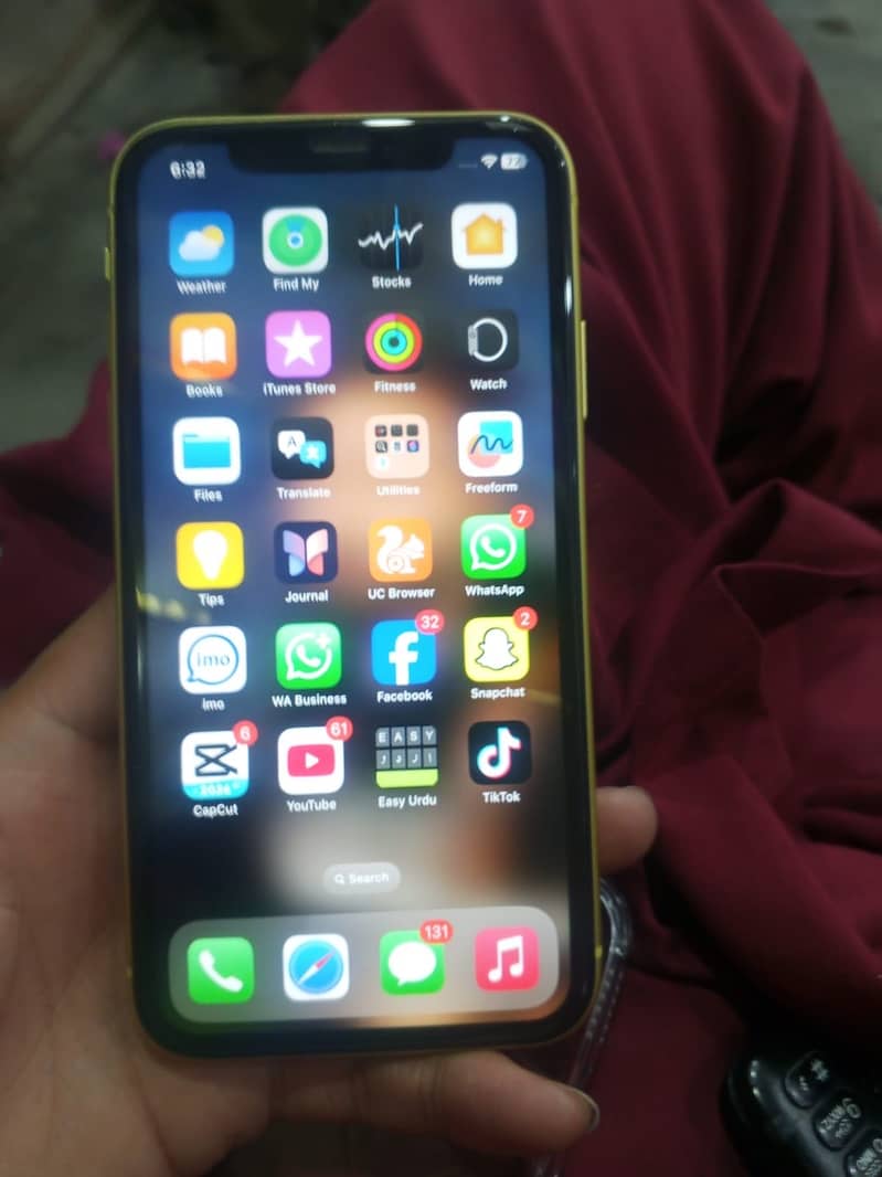 Apple iPhone 11 3