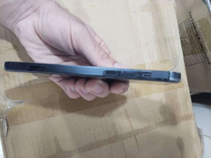Apple iPhone 12 3