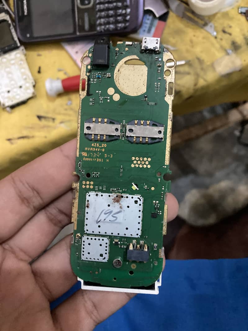 Old nokia phones 17