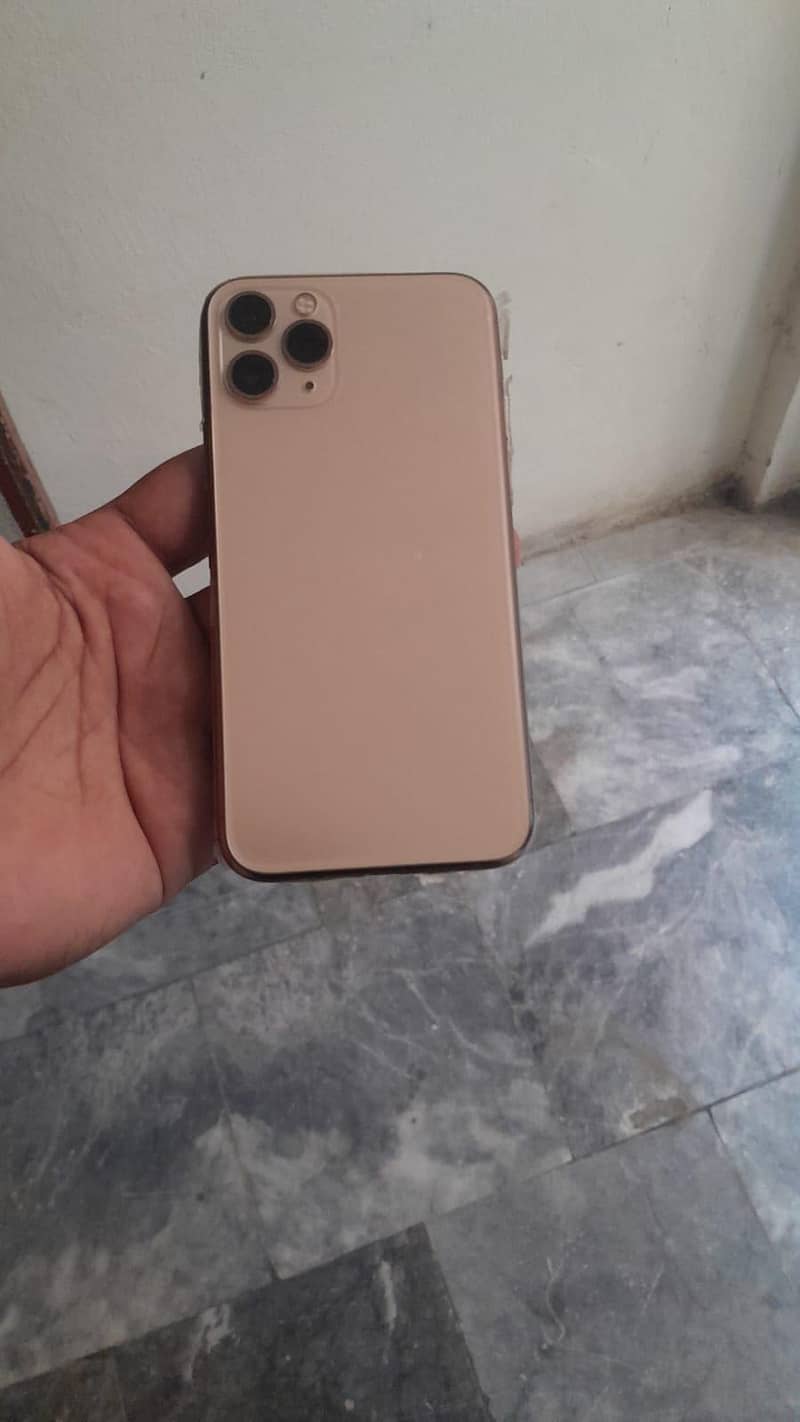 Apple iPhone 11 Pro 1