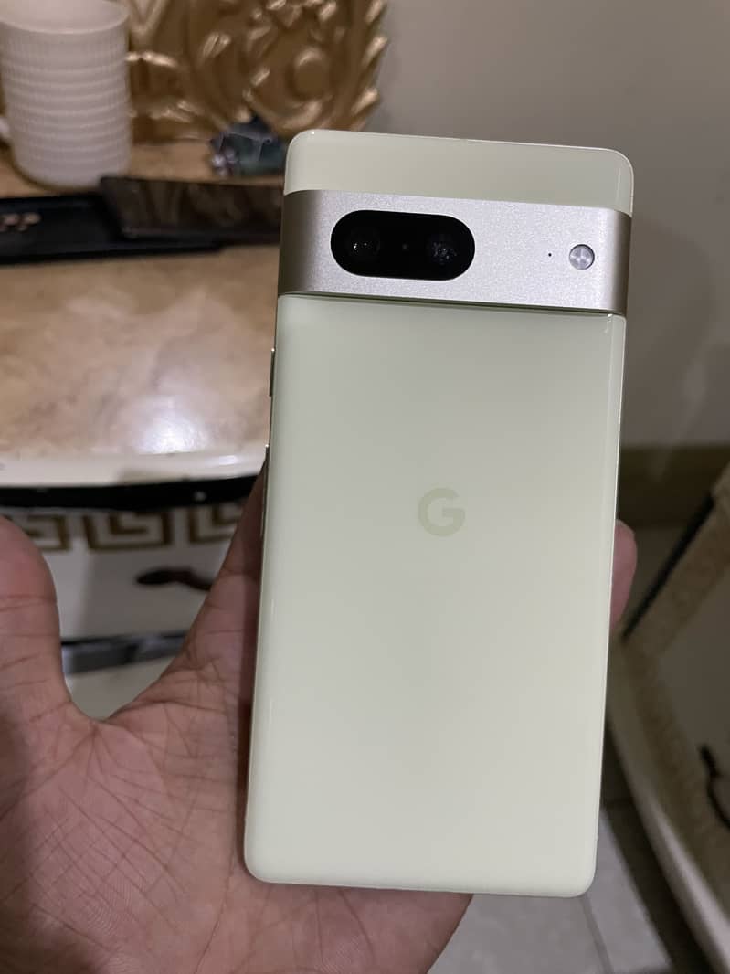 Google Pixel 7 5