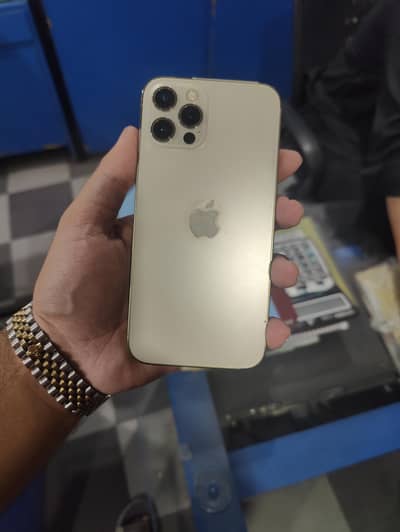 Apple iPhone 12 Pro