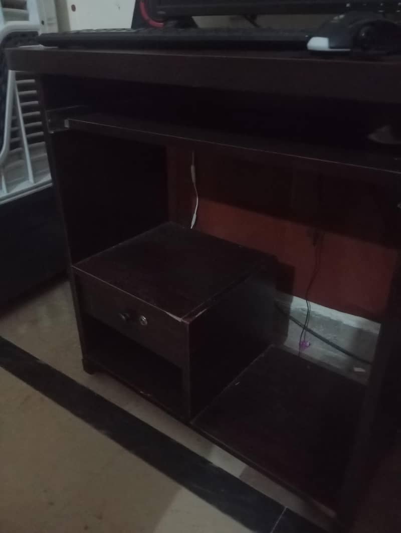 computer table 0