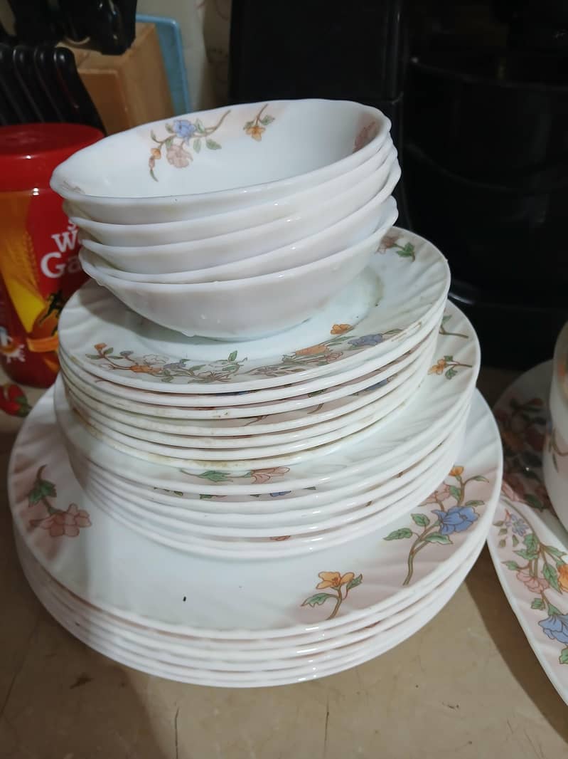 dinner set 3