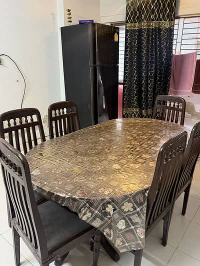 Dinning table with 6 chairs