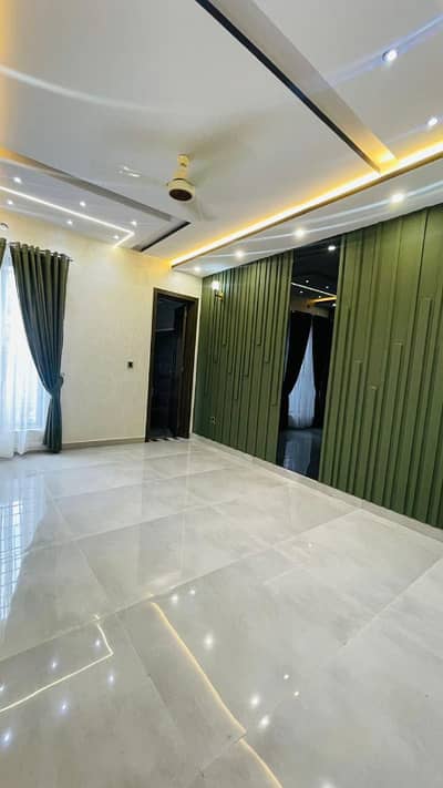 Jubilee Town 10 Marla Upper Portion Available For Rent