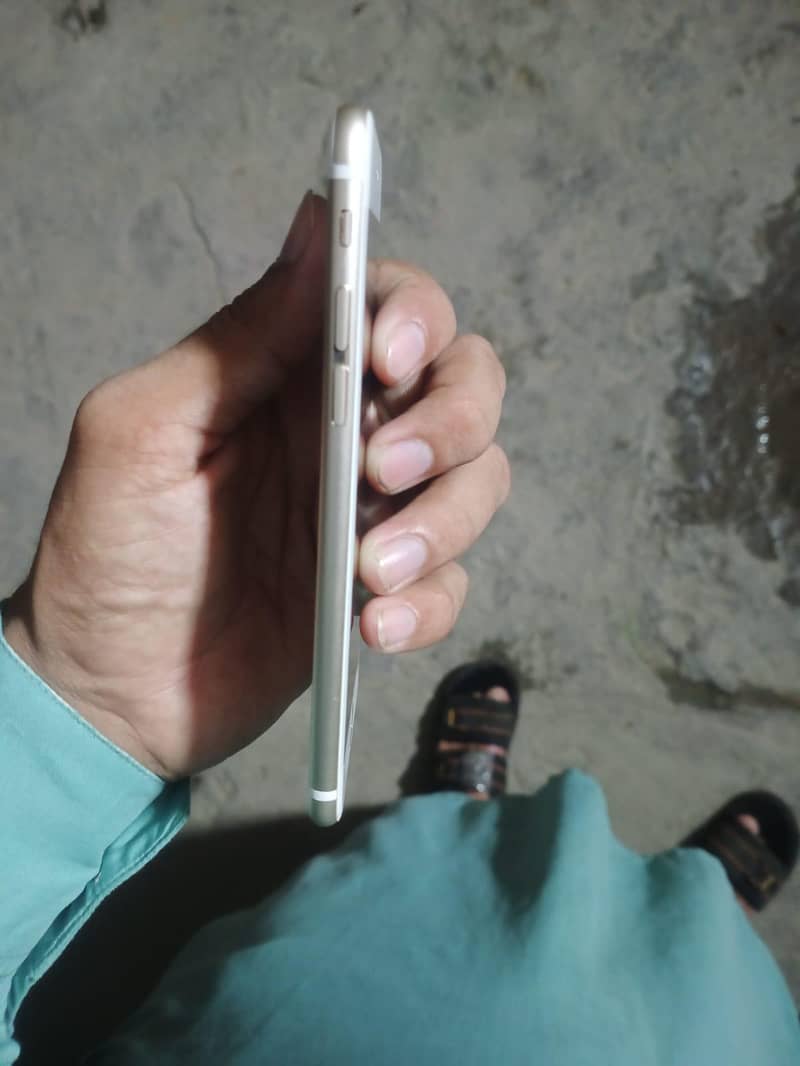 Apple iPhone 6 1