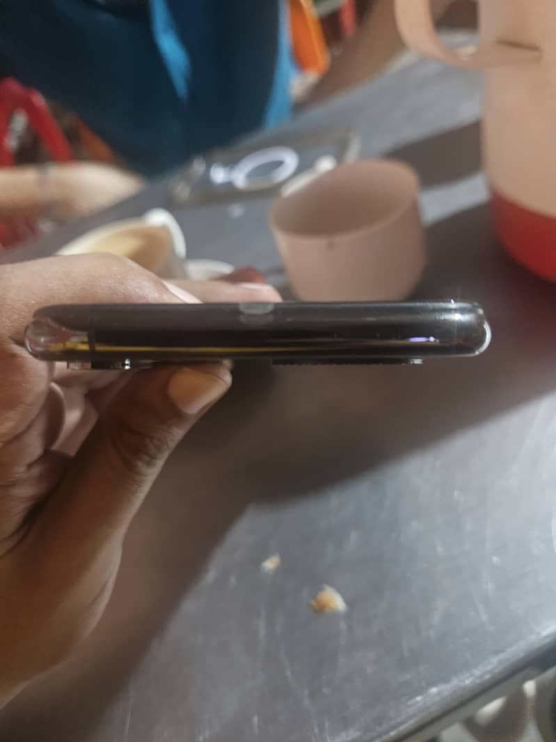 Apple iPhone X 1